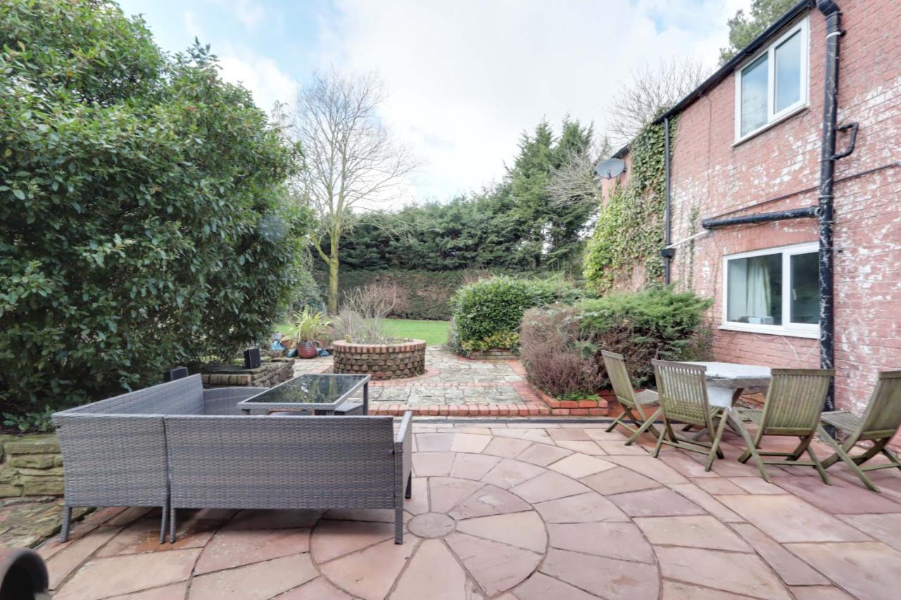 Bretton House Farm Retreat Villa Chester Exteriör bild