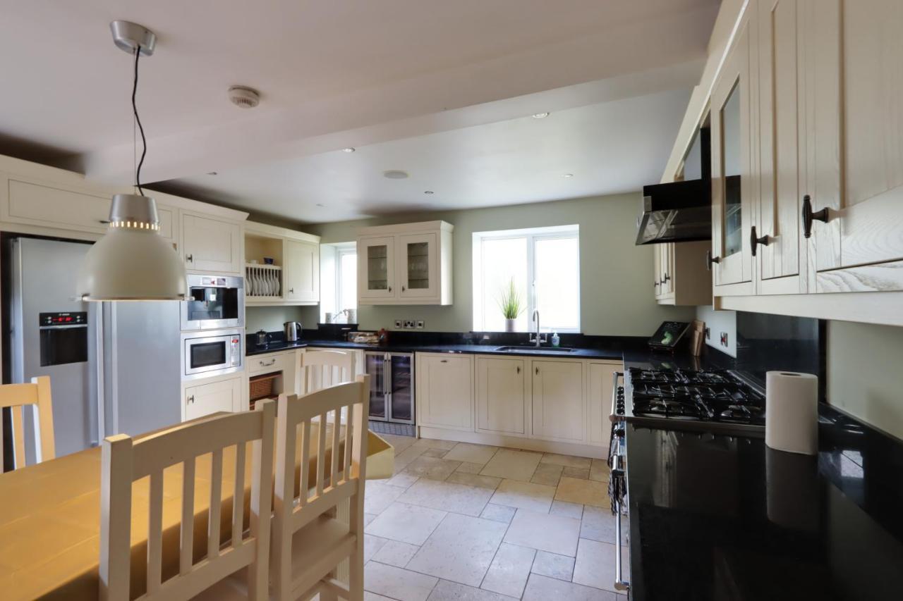 Bretton House Farm Retreat Villa Chester Exteriör bild