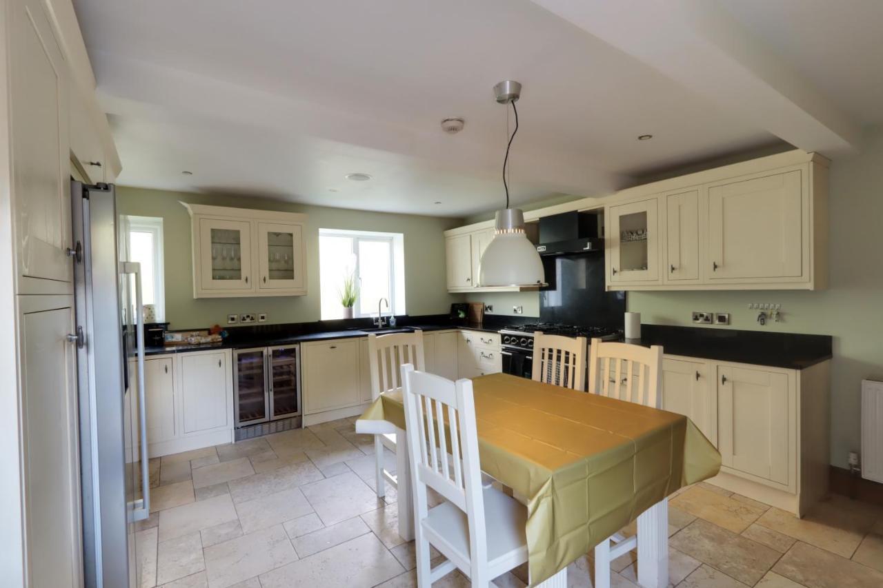 Bretton House Farm Retreat Villa Chester Exteriör bild